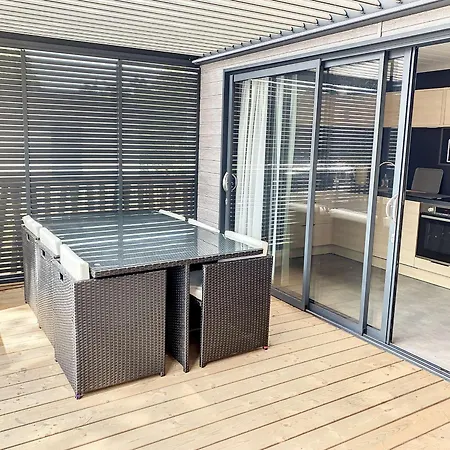 Chalet A - 6 Couchages, Piscine Chauffee, Proche Et Commerces - Fr-1-361-521 Jullouville-les-Pins