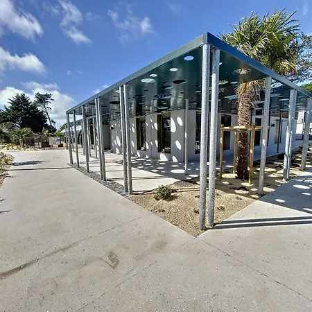 à - 6 Couchages, Piscine Chauffée, Proche Et Commerces - Fr-1-361-521