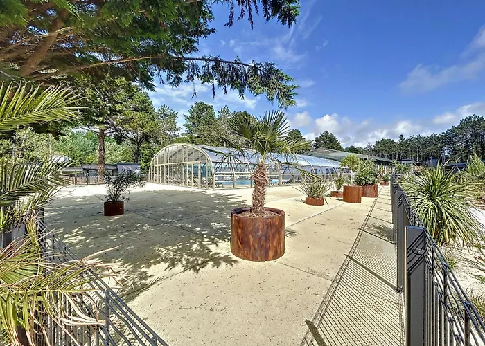 A - 6 Couchages, Piscine Chauffee, Proche Et Commerces - Fr-1-361-521 *