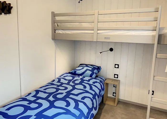 A - 6 Couchages, Piscine Chauffee, Proche Et Commerces - Fr-1-361-521